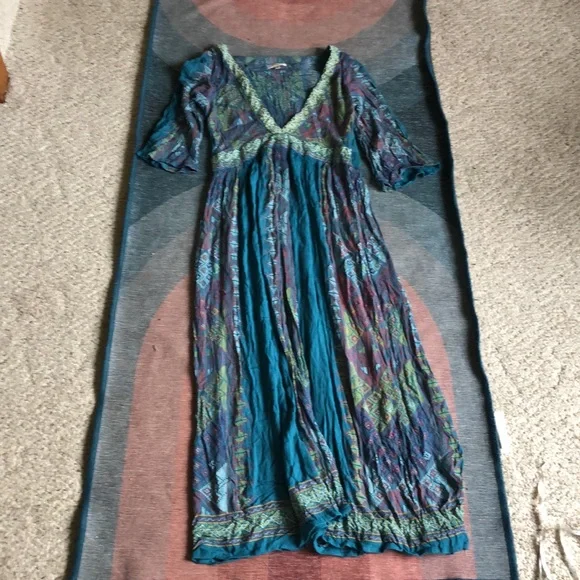 Earthbound Boho Geometric Maxi Dress - Picture 10 of 13